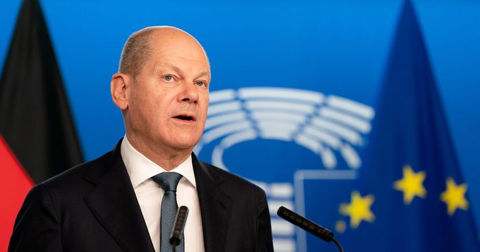 bundeskanzler olaf scholz