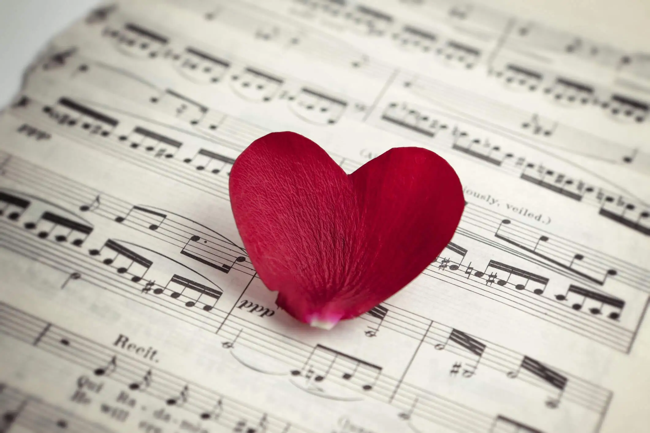 Crea la canción de San Valentín perfecta con IA y sorprende a la pareja este 14 de febrero
