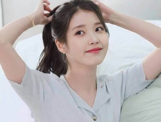 IU 아이유